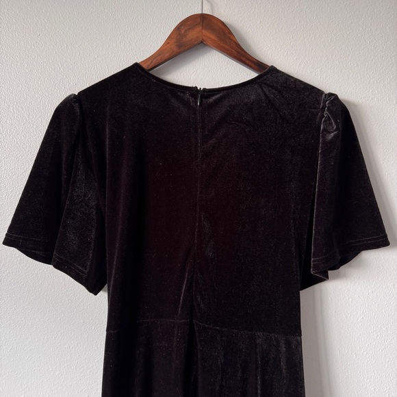 Ivy City Co Aria Velvet Dress - Picture 6 of 6